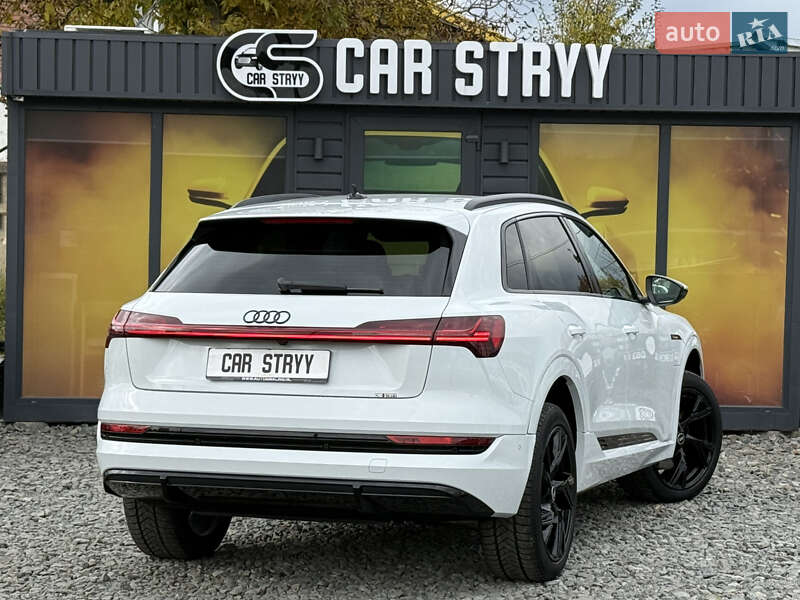 Внедорожник / Кроссовер Audi e-tron 2021 в Стрые