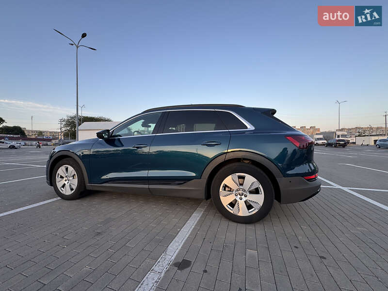 Внедорожник / Кроссовер Audi e-tron 2020 в Одессе фото 4 Внедорожник / Кроссовер Audi e-tron 2020 в Одессе