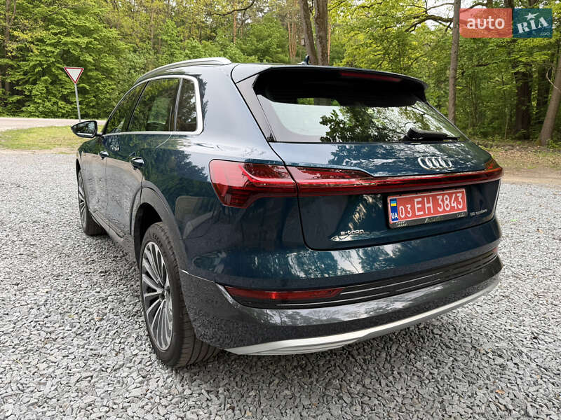 Позашляховик / Кросовер Audi e-tron 2019 в Львові фото 25 Позашляховик / Кросовер Audi e-tron 2019 в Львові