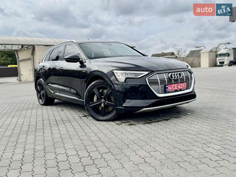 Внедорожник / Кроссовер Audi e-tron 2019 в Сарнах