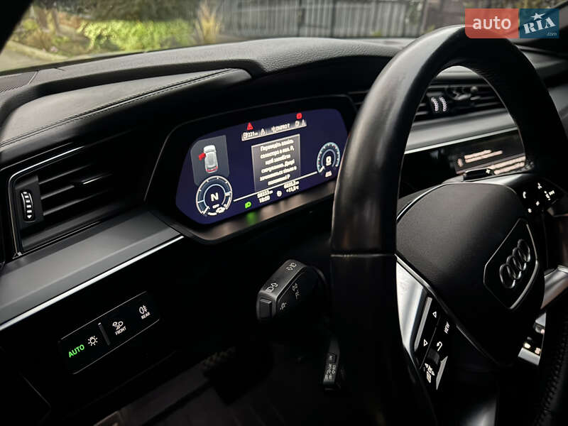 Внедорожник / Кроссовер Audi e-tron 2019 в Днепре фото 14 Внедорожник / Кроссовер Audi e-tron 2019 в Днепре