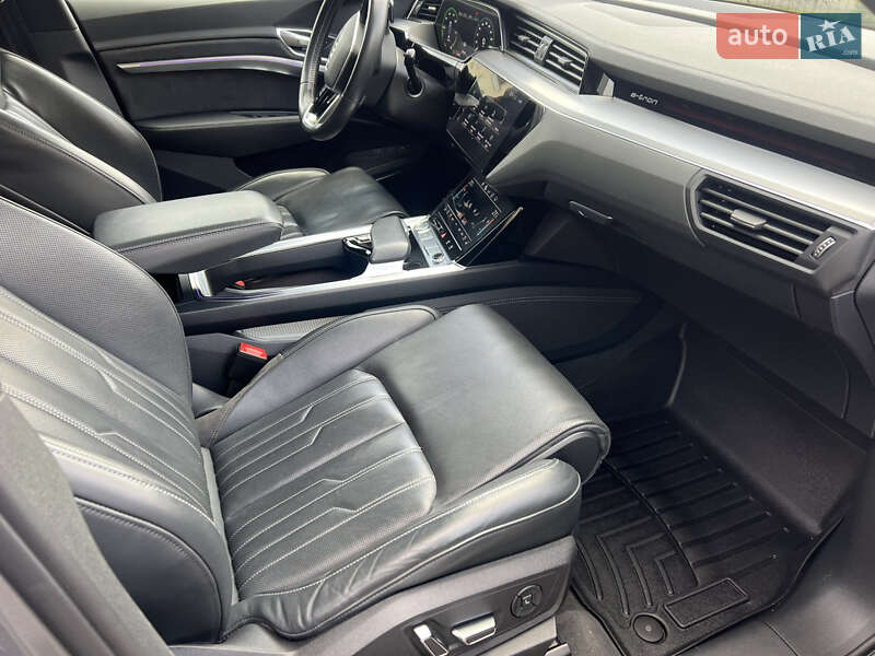 Внедорожник / Кроссовер Audi e-tron 2020 в Трускавце фото 22 Внедорожник / Кроссовер Audi e-tron 2020 в Трускавце