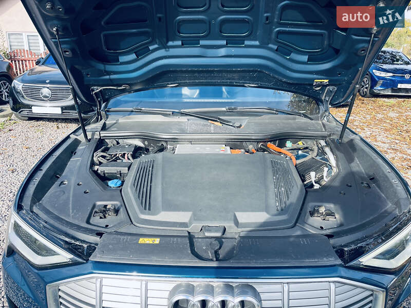 Внедорожник / Кроссовер Audi e-tron 2019 в Бродах
