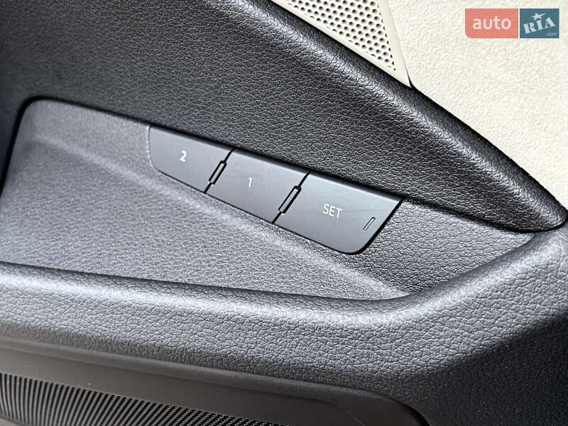 Позашляховик / Кросовер Audi e-tron 2021 в Києві