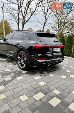 Внедорожник / Кроссовер Audi e-tron 2020 в Бучаче