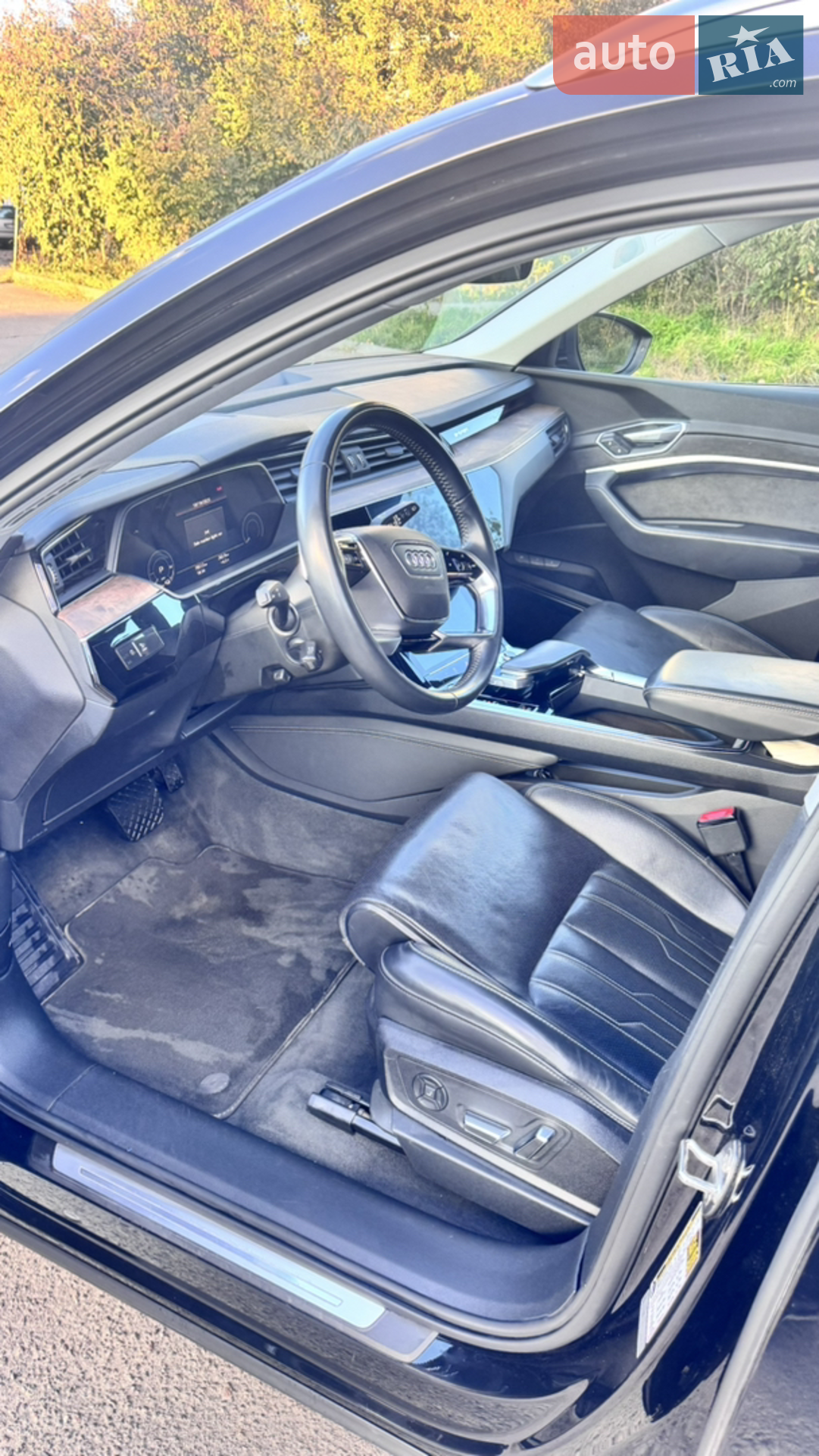 2019 Audi e-tron - мініатюра 9