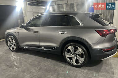 Внедорожник / Кроссовер Audi e-tron 2019 в Полтаве