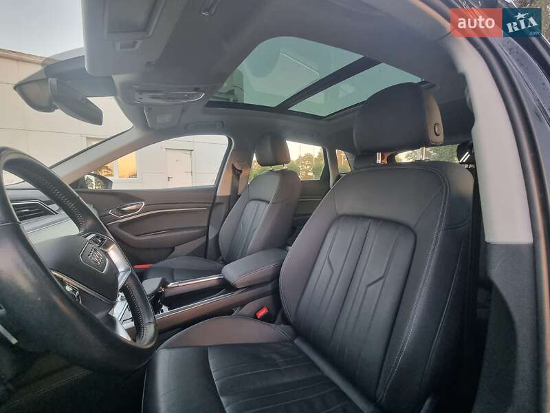 Позашляховик / Кросовер Audi e-tron 2021 в Коломиї