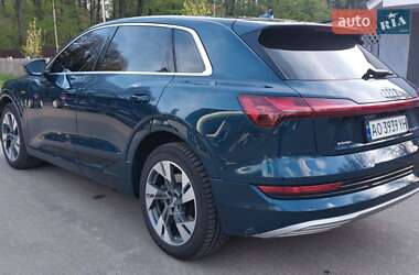 Позашляховик / Кросовер Audi e-tron 2019 в  фото 19 Позашляховик / Кросовер Audi e-tron 2019 в