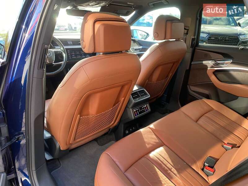 Внедорожник / Кроссовер Audi e-tron 2022 в Львове фото 20 Внедорожник / Кроссовер Audi e-tron 2022 в Львове