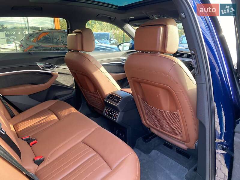 Внедорожник / Кроссовер Audi e-tron 2022 в Львове фото 22 Внедорожник / Кроссовер Audi e-tron 2022 в Львове