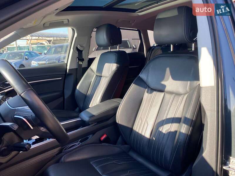 Внедорожник / Кроссовер Audi e-tron 2019 в Львове фото 21 Внедорожник / Кроссовер Audi e-tron 2019 в Львове