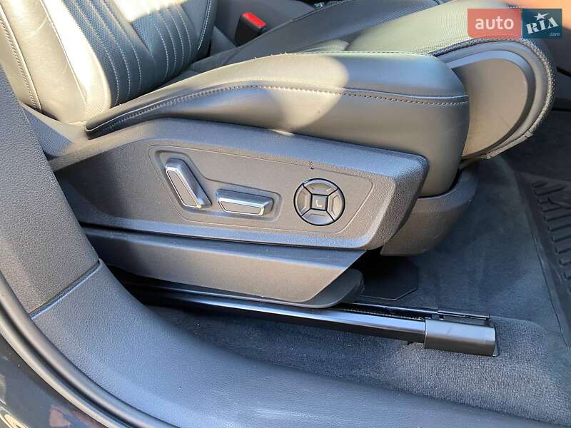 Внедорожник / Кроссовер Audi e-tron 2019 в Львове фото 30 Внедорожник / Кроссовер Audi e-tron 2019 в Львове