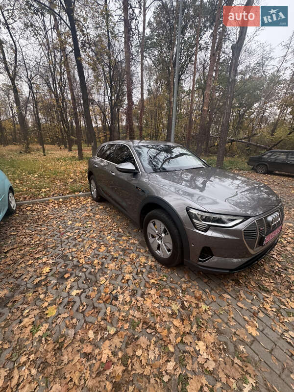 Позашляховик / Кросовер Audi e-tron 2021 в Харкові фото 3 Позашляховик / Кросовер Audi e-tron 2021 в Харкові
