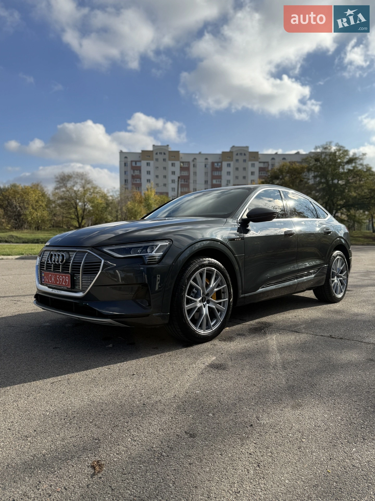 2022 Audi e-tron Sportback - мініатюра 8