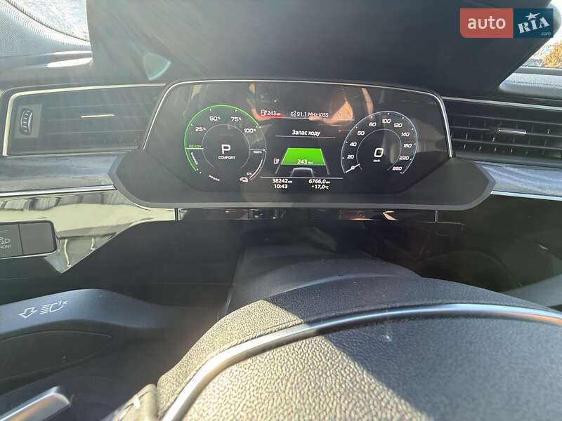 Внедорожник / Кроссовер Audi e-tron 2021 в Львове фото 8 Внедорожник / Кроссовер Audi e-tron 2021 в Львове