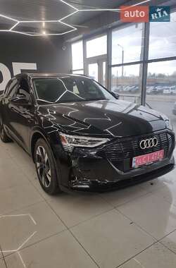 Позашляховик / Кросовер Audi e-tron 2021 в Дніпрі