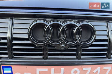 Позашляховик / Кросовер Audi e-tron 2022 в  фото 22 Позашляховик / Кросовер Audi e-tron 2022 в