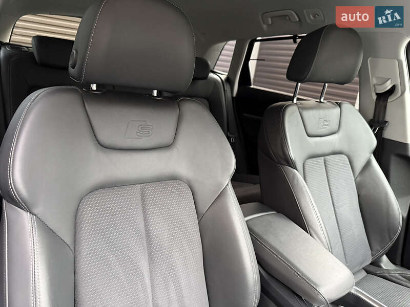 Позашляховик / Кросовер Audi e-tron 2022 в Луцьку