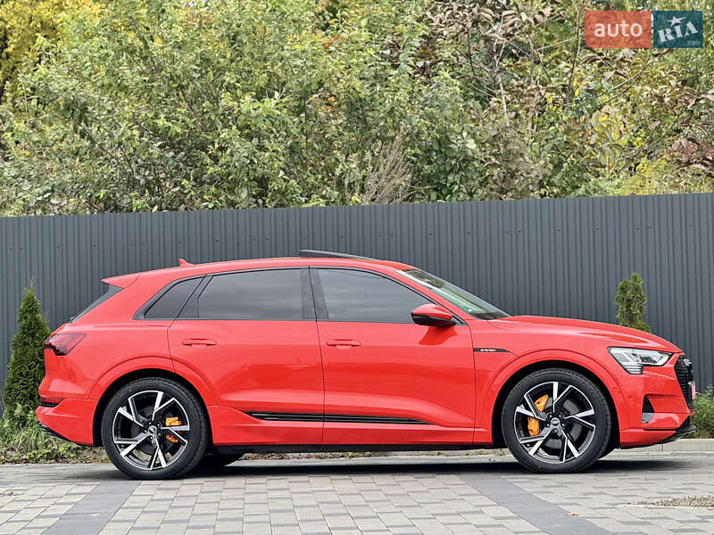 Позашляховик / Кросовер Audi e-tron 2022 в Львові фото 43 Позашляховик / Кросовер Audi e-tron 2022 в Львові