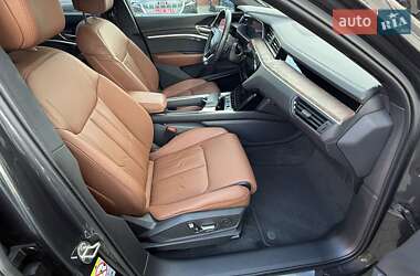 Внедорожник / Кроссовер Audi e-tron 2021 в Коломые