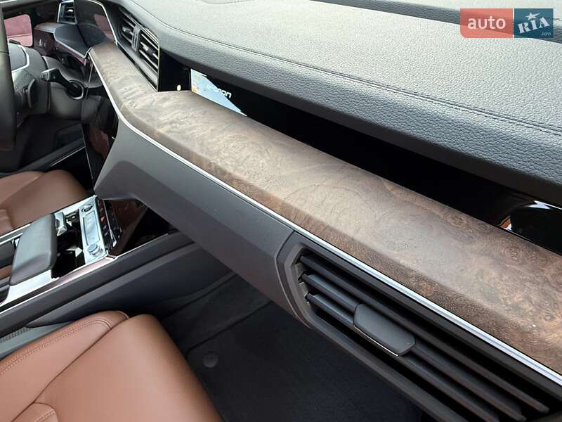 Внедорожник / Кроссовер Audi e-tron 2021 в Коломые