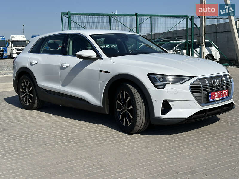 Внедорожник / Кроссовер Audi e-tron 2020 в Лопатине фото 3 Внедорожник / Кроссовер Audi e-tron 2020 в Лопатине