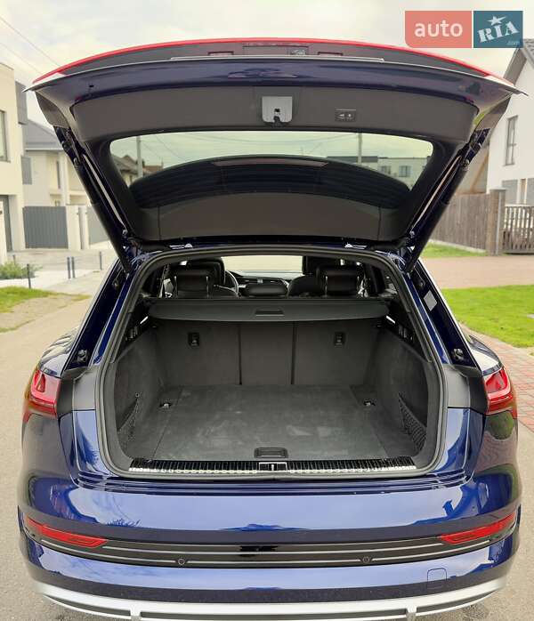 Внедорожник / Кроссовер Audi e-tron 2022 в Киеве фото 57 Внедорожник / Кроссовер Audi e-tron 2022 в Киеве