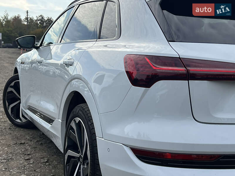 Позашляховик / Кросовер Audi e-tron 2022 в Луцьку фото 12 Позашляховик / Кросовер Audi e-tron 2022 в Луцьку