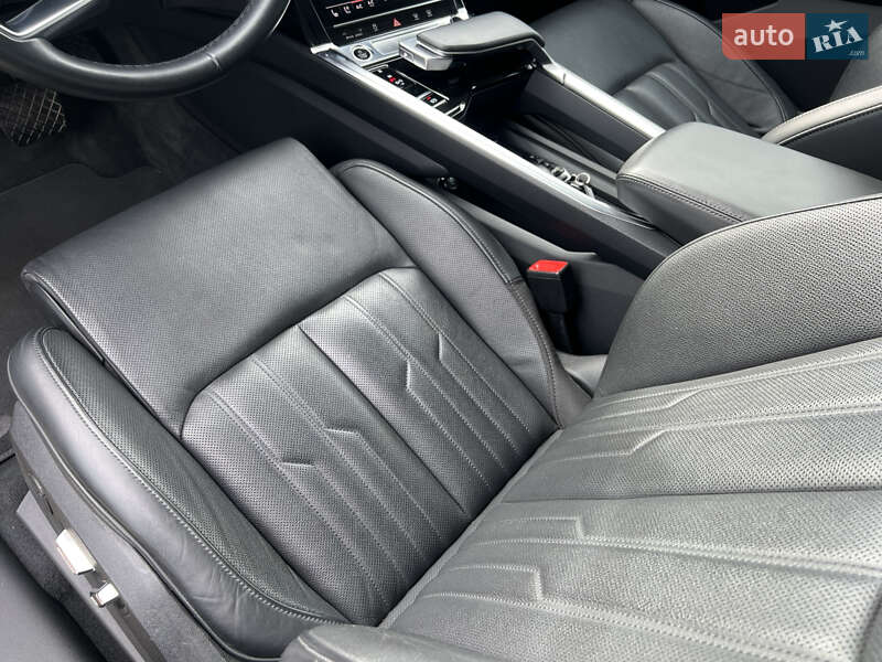 Позашляховик / Кросовер Audi e-tron 2022 в Луцьку фото 32 Позашляховик / Кросовер Audi e-tron 2022 в Луцьку