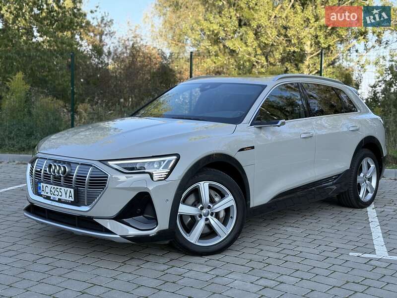 Audi e-tron 2020