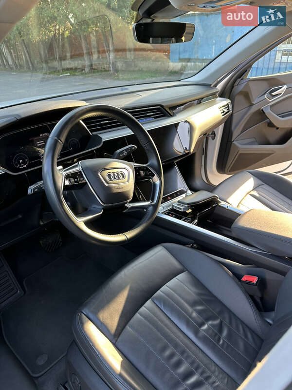 Внедорожник / Кроссовер Audi e-tron 2019 в Ужгороде фото 9 Внедорожник / Кроссовер Audi e-tron 2019 в Ужгороде