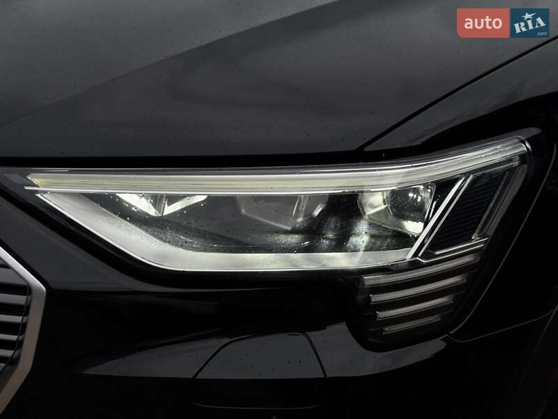Позашляховик / Кросовер Audi e-tron 2020 в Житомирі фото 11 Позашляховик / Кросовер Audi e-tron 2020 в Житомирі