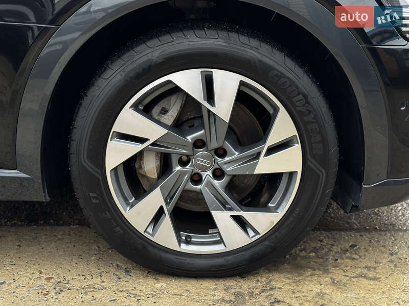 Позашляховик / Кросовер Audi e-tron 2020 в Житомирі фото 15 Позашляховик / Кросовер Audi e-tron 2020 в Житомирі