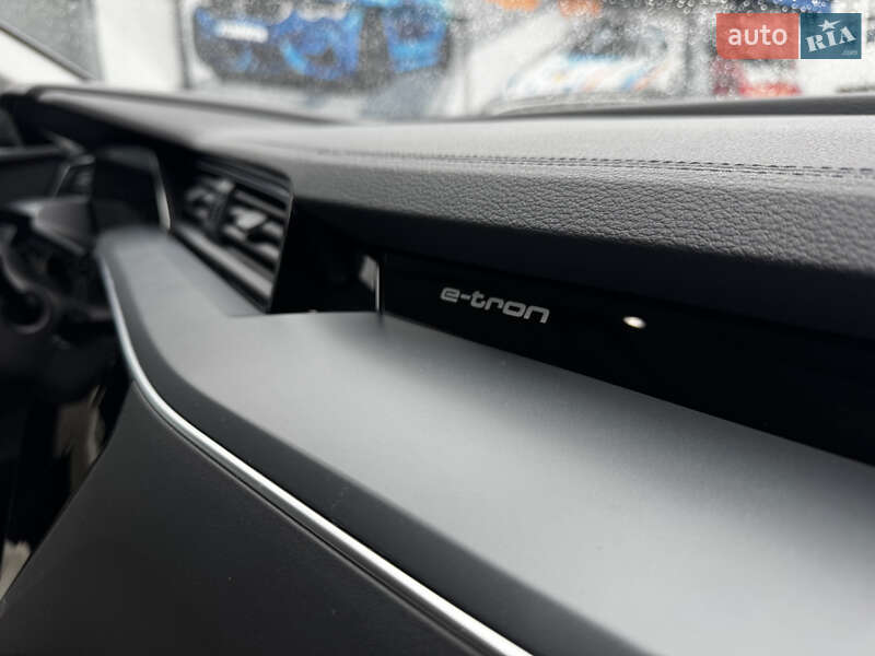Позашляховик / Кросовер Audi e-tron 2020 в Житомирі фото 66 Позашляховик / Кросовер Audi e-tron 2020 в Житомирі