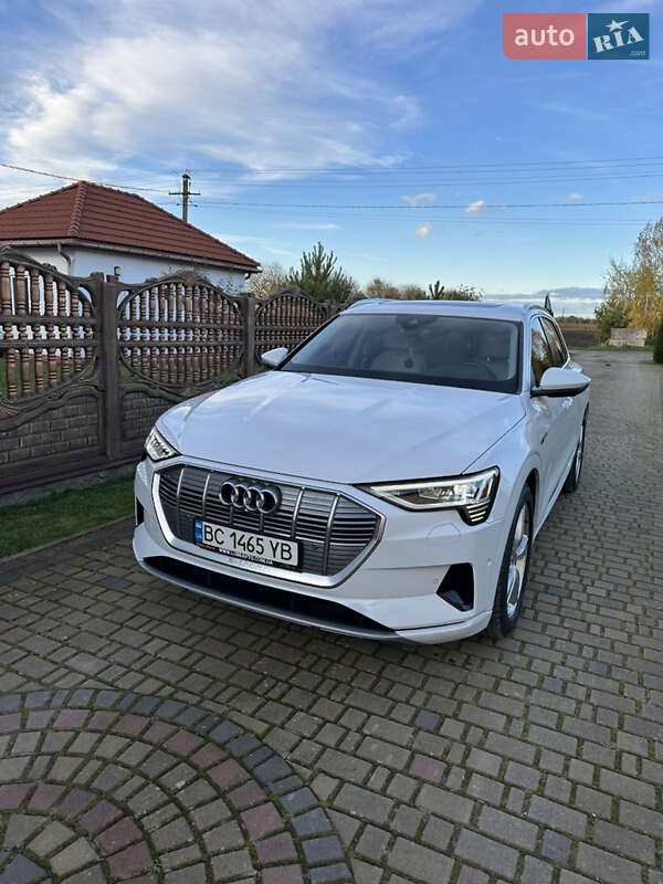 Позашляховик / Кросовер Audi e-tron 2019 в Львові фото 3 Позашляховик / Кросовер Audi e-tron 2019 в Львові