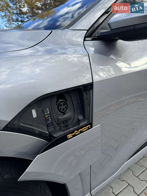 Позашляховик / Кросовер Audi e-tron 2022 в Львові фото 12 Позашляховик / Кросовер Audi e-tron 2022 в Львові