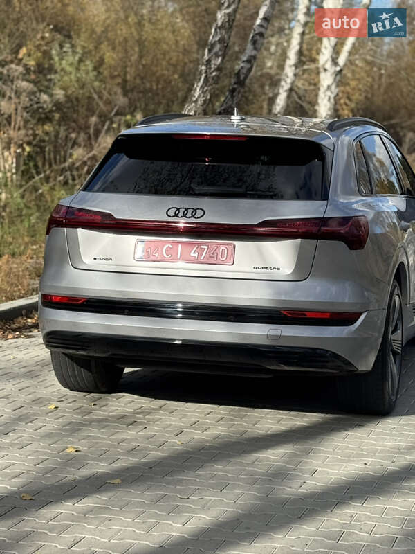 Позашляховик / Кросовер Audi e-tron 2022 в Львові фото 19 Позашляховик / Кросовер Audi e-tron 2022 в Львові