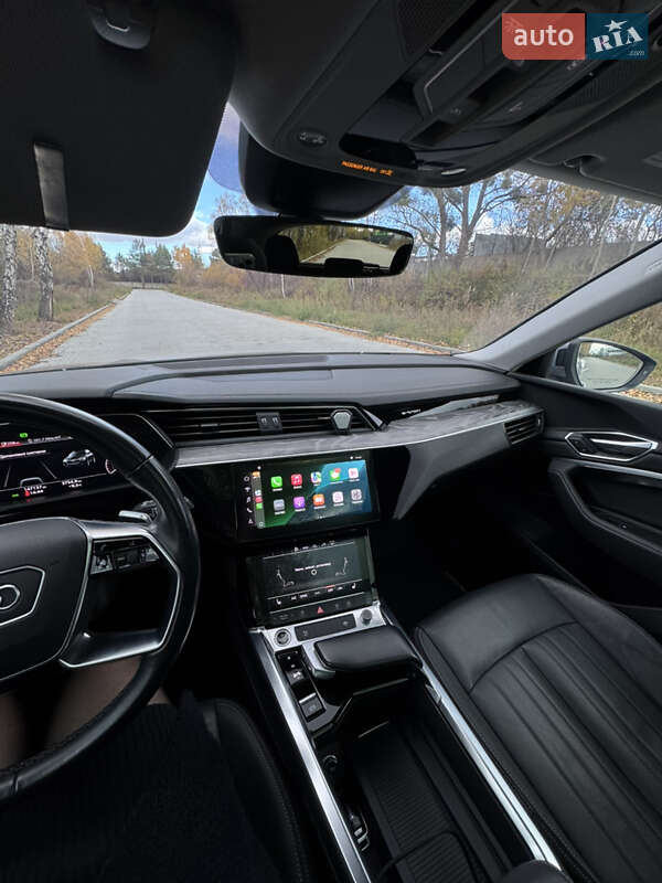 Позашляховик / Кросовер Audi e-tron 2022 в Львові фото 64 Позашляховик / Кросовер Audi e-tron 2022 в Львові