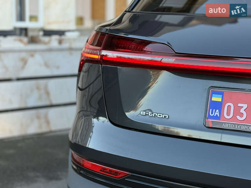 Внедорожник / Кроссовер Audi e-tron 2021 в Тернополе