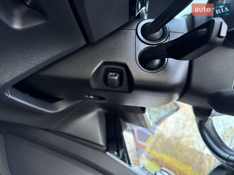 Позашляховик / Кросовер Audi e-tron 2020 в Львові фото 59 Позашляховик / Кросовер Audi e-tron 2020 в Львові