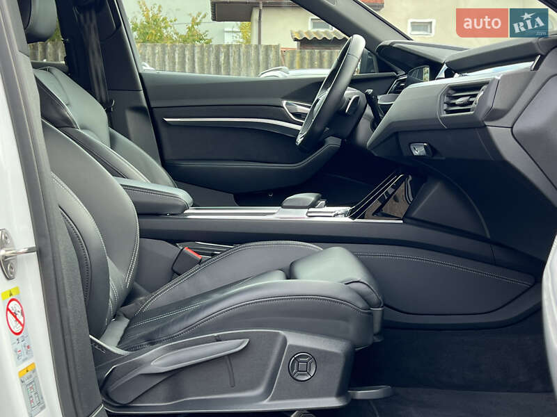 Позашляховик / Кросовер Audi e-tron 2022 в Луцьку фото 43 Позашляховик / Кросовер Audi e-tron 2022 в Луцьку