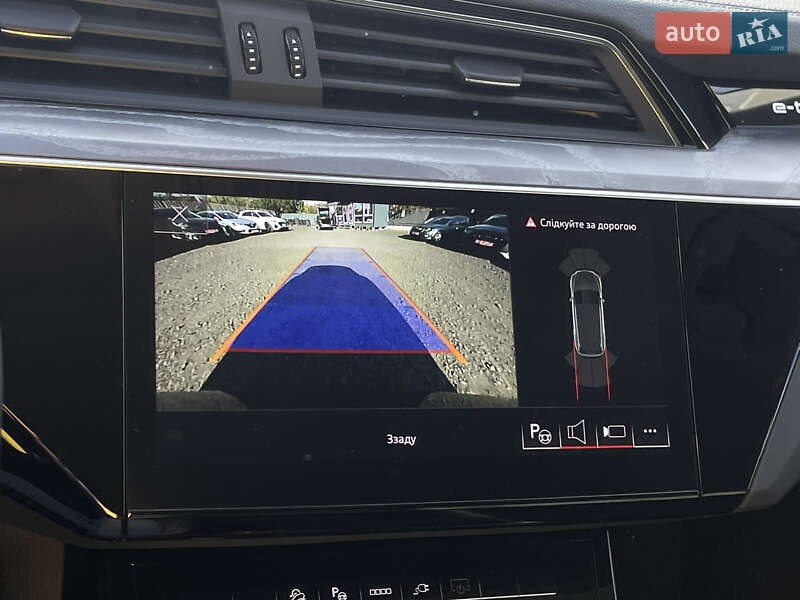 Позашляховик / Кросовер Audi e-tron 2022 в Луцьку