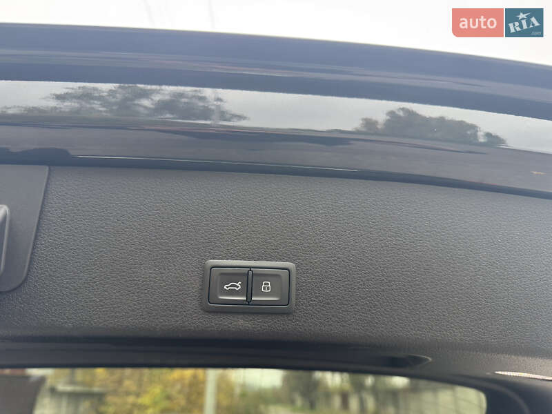 Позашляховик / Кросовер Audi e-tron 2019 в Одесі