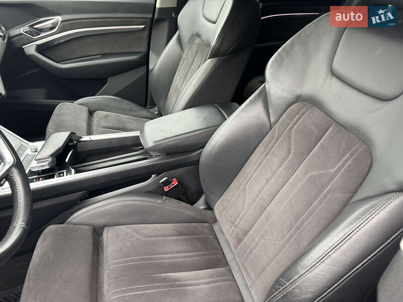 Позашляховик / Кросовер Audi e-tron 2019 в Одесі