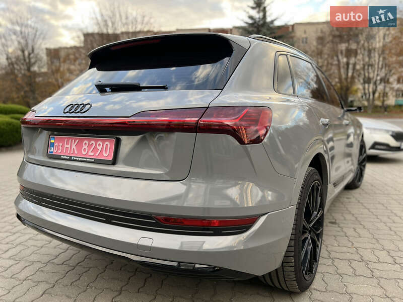 Позашляховик / Кросовер Audi e-tron 2020 в Києві