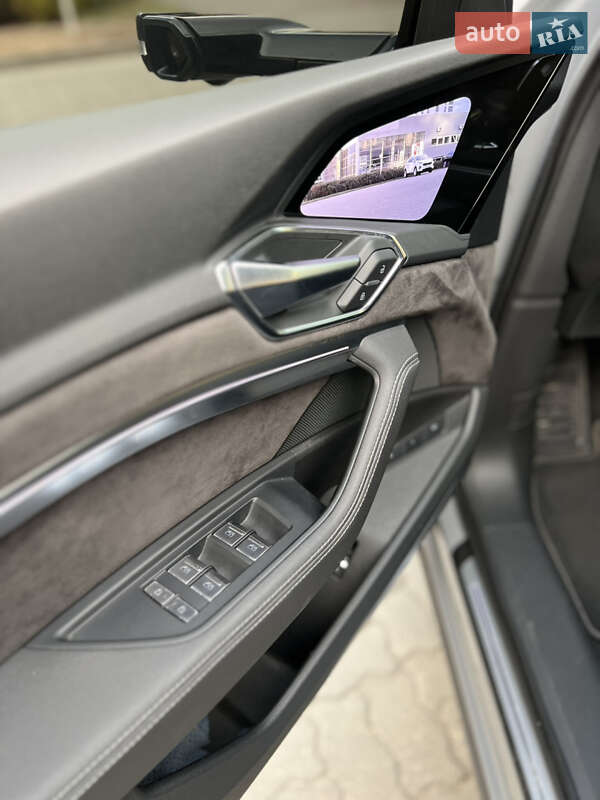 Позашляховик / Кросовер Audi e-tron 2020 в Києві