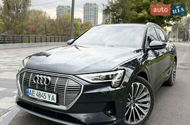 Позашляховик / Кросовер Audi e-tron 2020 в Дніпрі