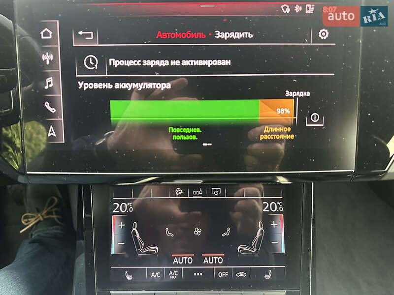 Позашляховик / Кросовер Audi e-tron 2020 в Дніпрі