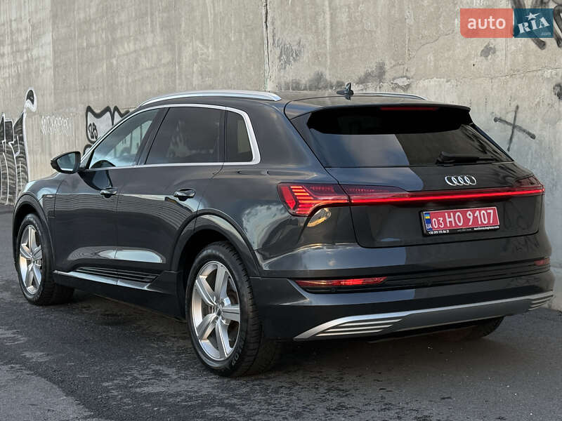 Позашляховик / Кросовер Audi e-tron 2020 в Львові фото 10 Позашляховик / Кросовер Audi e-tron 2020 в Львові